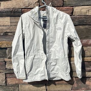 The Northfacw beige rain jacket